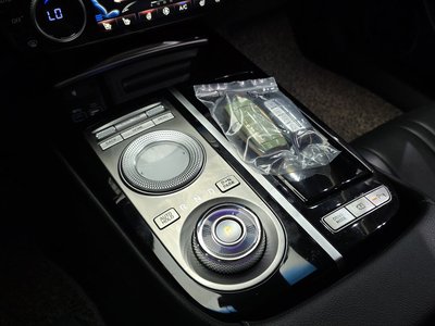 2022 Genesis G80 (RG3) thumbnail 12