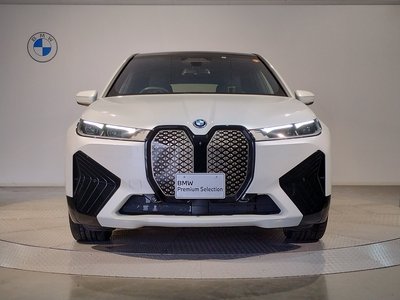 BMW IX - 5
