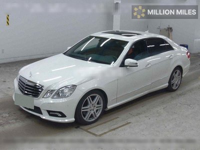 MERCEDES-BENZ E-CLASS - 4