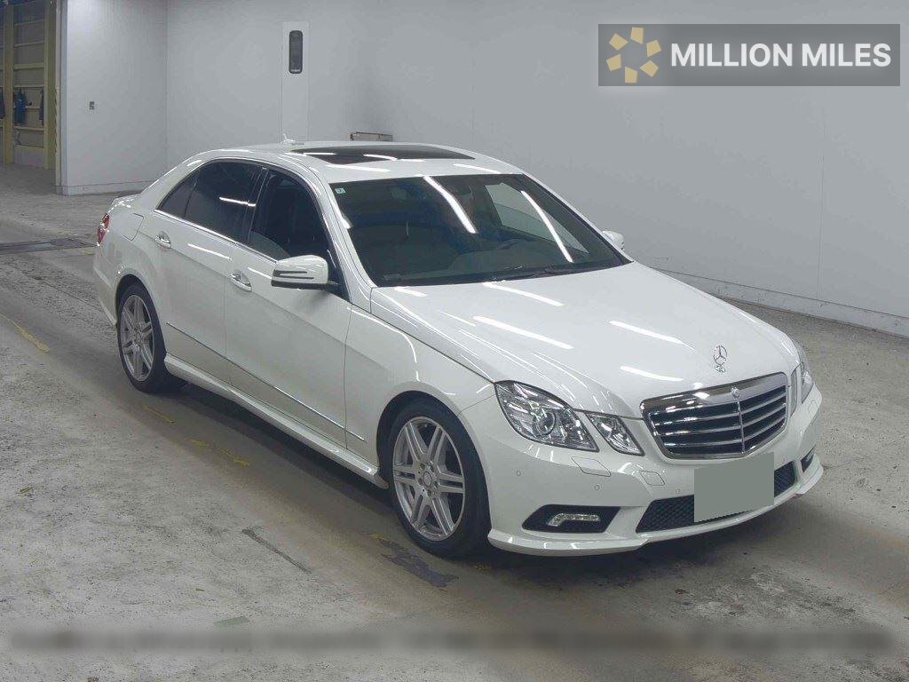 MERCEDES-BENZ E-CLASS - View 1