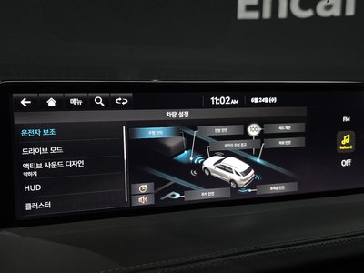 2024 Genesis GV70 — миниатюра 23