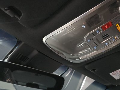 2024 Genesis GV70 — миниатюра 25