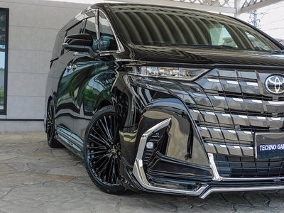 TOYOTA ALPHARD - 9
