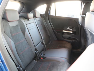 MERCEDES-BENZ GLA - 6