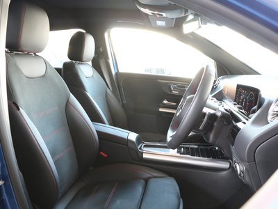 MERCEDES-BENZ GLA - 5