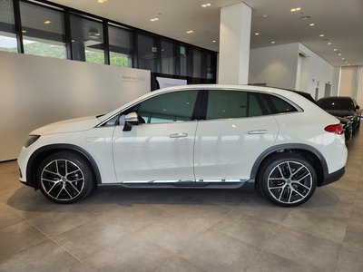 2025 Mercedes-BENZ EQE photo 8