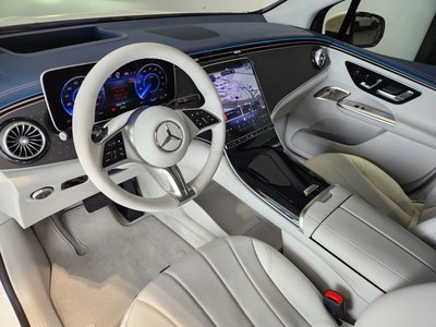 2025 Mercedes-BENZ EQE thumbnail 12
