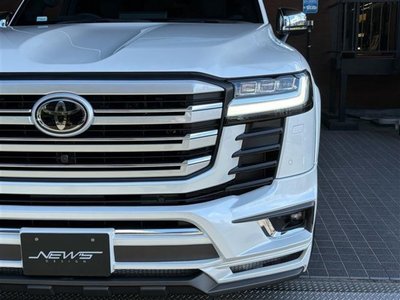 2023 Toyota LAND CRUISER 300 — миниатюра 19