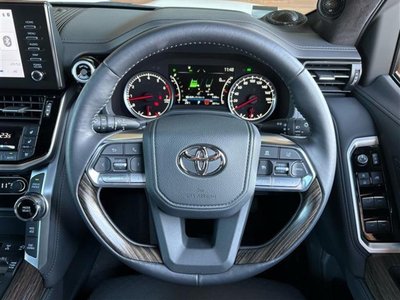 2023 Toyota LAND CRUISER 300 — миниатюра 67