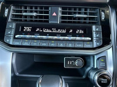 2023 Toyota LAND CRUISER 300 — миниатюра 80