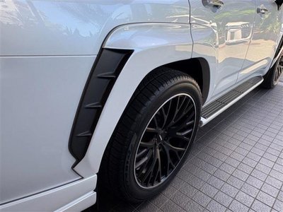 2023 Toyota LAND CRUISER 300 — миниатюра 26