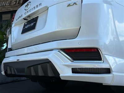 2023 Toyota LAND CRUISER 300 — миниатюра 30