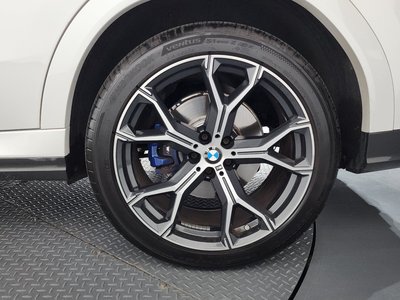 2022 BMW X6 照片 8