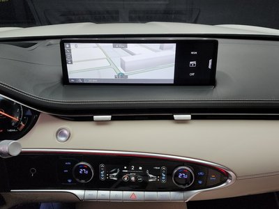 2023 Genesis GV70 — миниатюра 14