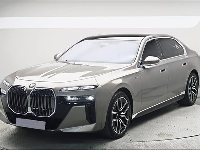 BMW 7 SERIES - 1