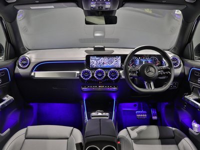 MERCEDES-BENZ GLB - 5