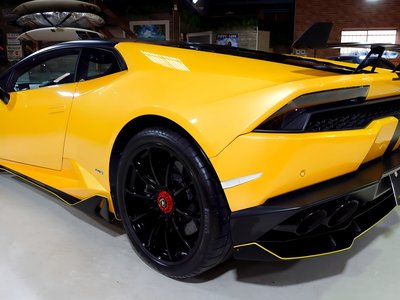 LAMBORGHINI HURACAN - 3