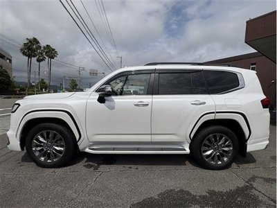 2025 Toyota LAND CRUISER 300 — фото 4