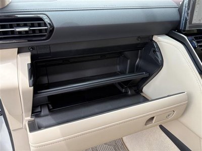 صورة مصغرة 31 لـ 2025 Toyota LAND CRUISER 300