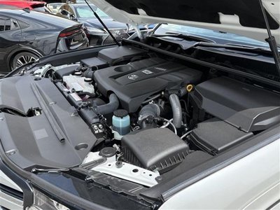 صورة مصغرة 48 لـ 2025 Toyota LAND CRUISER 300