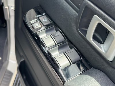 2025 Toyota LAND CRUISER 70 缩略图 40