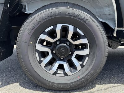 2025 Toyota LAND CRUISER 70 缩略图 31