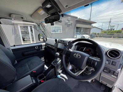2025 Toyota LAND CRUISER 70 缩略图 70