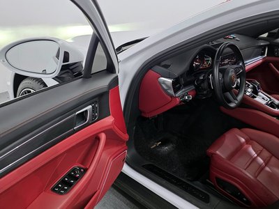 PORSCHE PANAMERA - 10