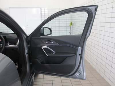2025 BMW X2 — миниатюра 22