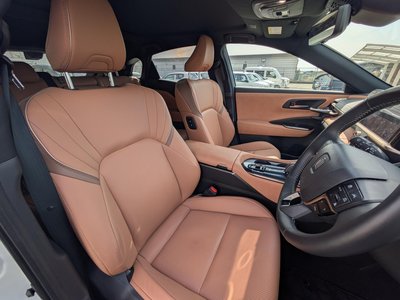 TOYOTA CROWN SPORT - 9