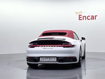 صورة 4 لـ 2020 Porsche 911