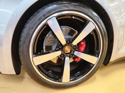 صورة 7 لـ 2020 Porsche 911