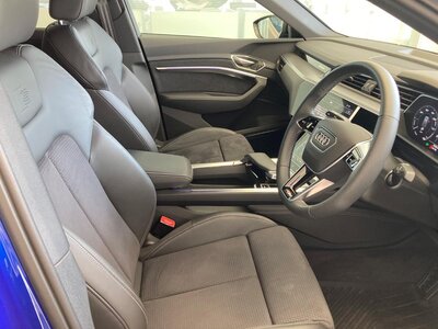 AUDI Q8 SPORTBACK E-TRON - 5