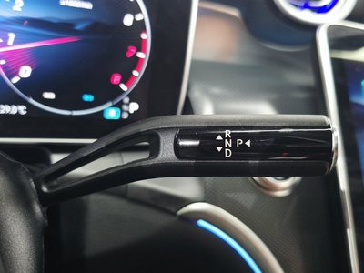 صورة 9 لـ 2025 Mercedes-BENZ GLC
