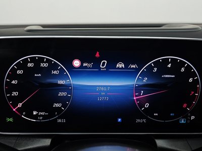 صورة 8 لـ 2025 Mercedes-BENZ GLC