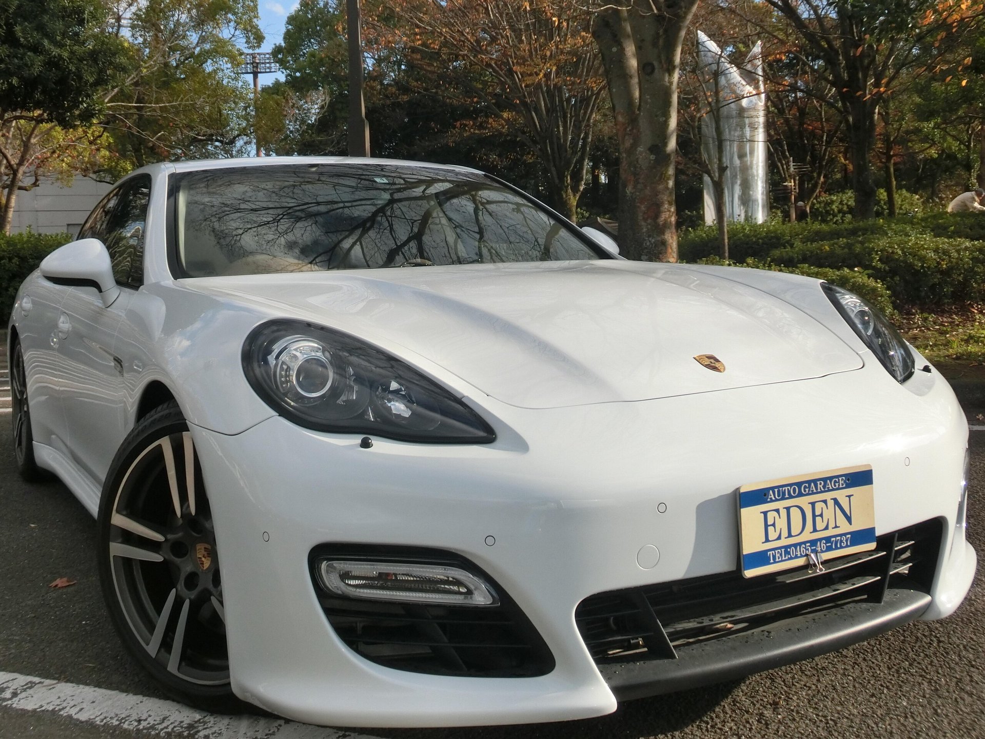 PORSCHE PANAMERA - View 1