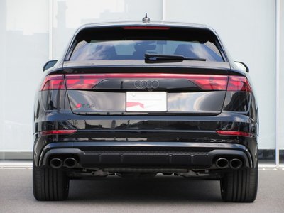 AUDI SQ8 - 6