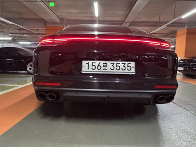 2023 Porsche PANAMERA 照片 3