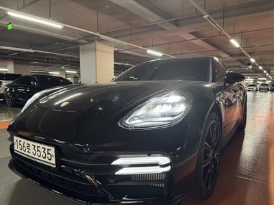 2023 Porsche PANAMERA 照片 1