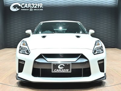 NISSAN GT-R - 5