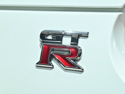 NISSAN GT-R - 3