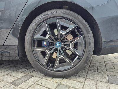 BMW I5 - 6