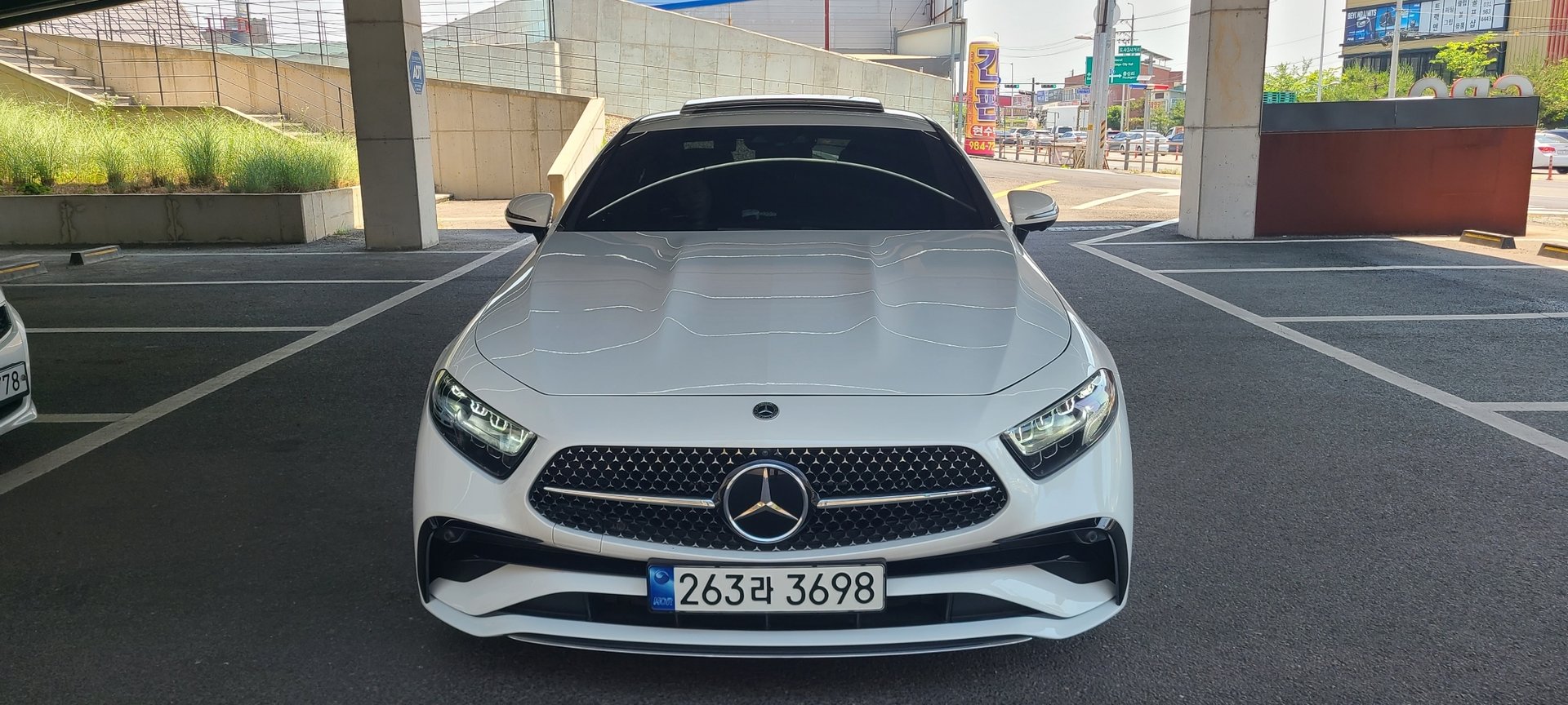 MERCEDES-BENZ CLS - View 1