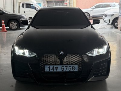 BMW I4 - 5