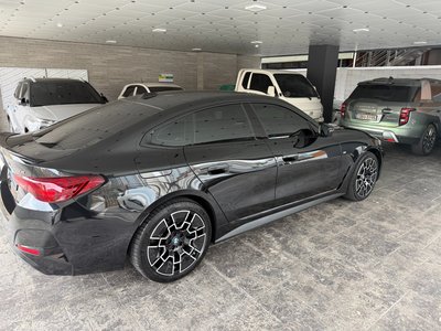 BMW I4 - 4