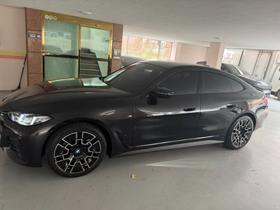 BMW I4 - 7
