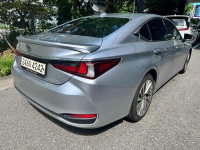 2023 Lexus ES 照片 6