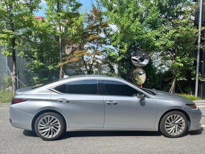 2023 Lexus ES 照片 3