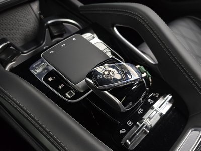 MERCEDES-BENZ GLS - 9