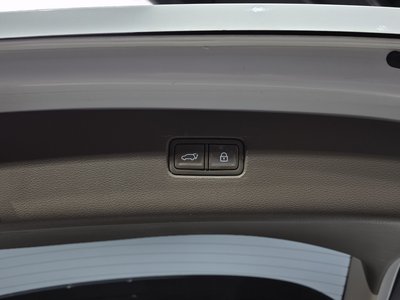 2021 Genesis GV80 — миниатюра 20
